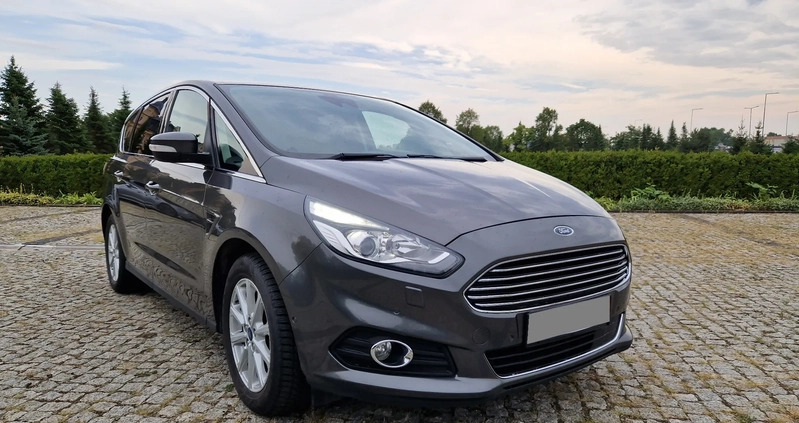 Ford S-Max cena 58800 przebieg: 219559, rok produkcji 2017 z Bydgoszcz małe 704